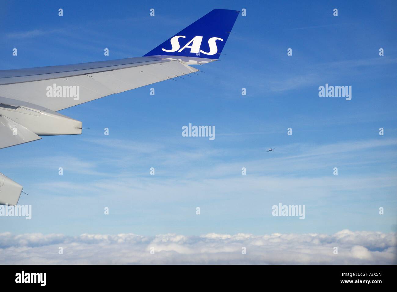 KOPENHAGEN, DANIMARCA - 24 NOV 2018: Vista dalla cabina dell'aeromobile all'ala poco dopo il decollo Foto Stock