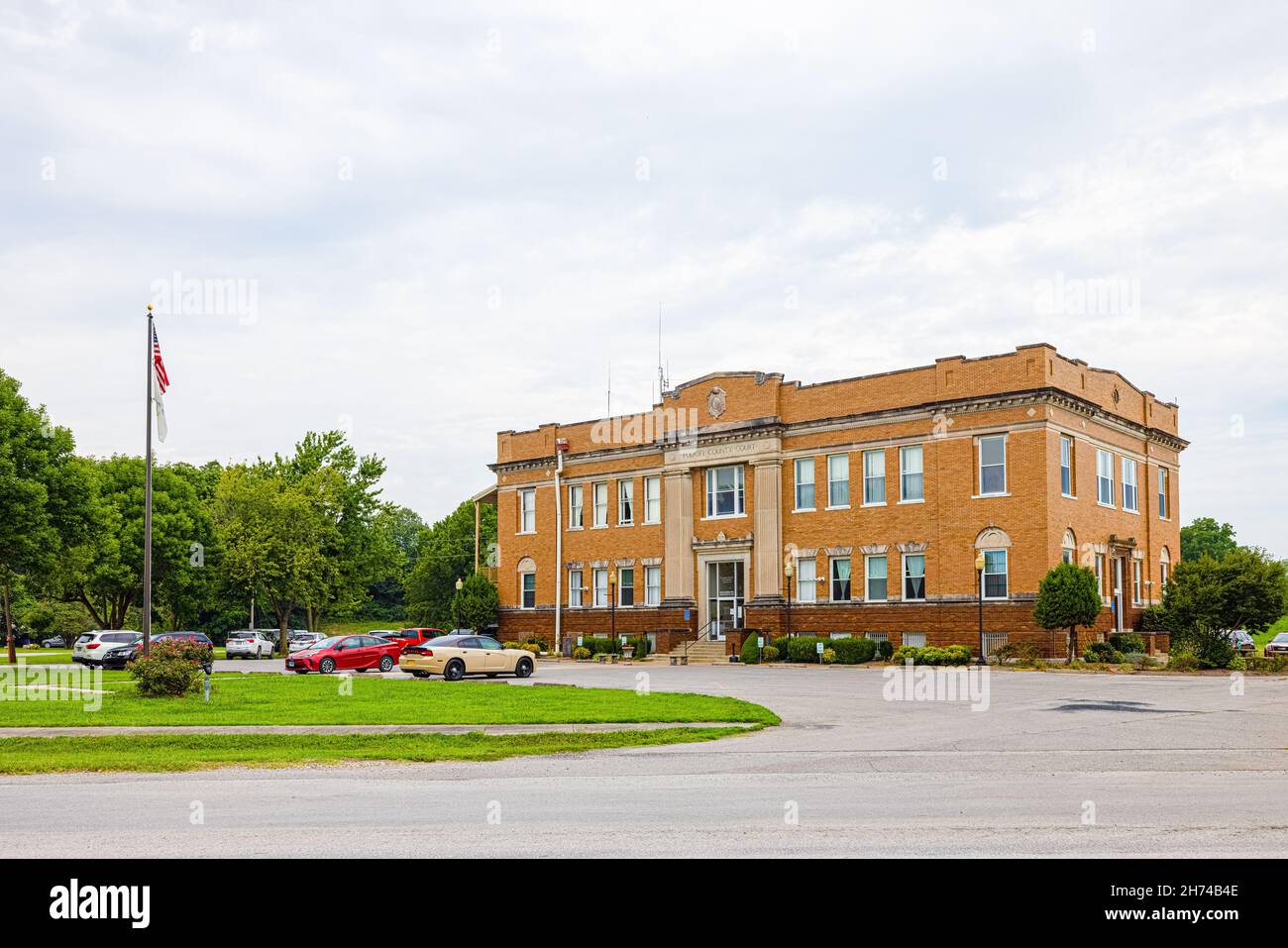 Mound City, Illinois, Stati Uniti - 18 agosto 2021: Lo storico tribunale della contea di Pulaski Foto Stock