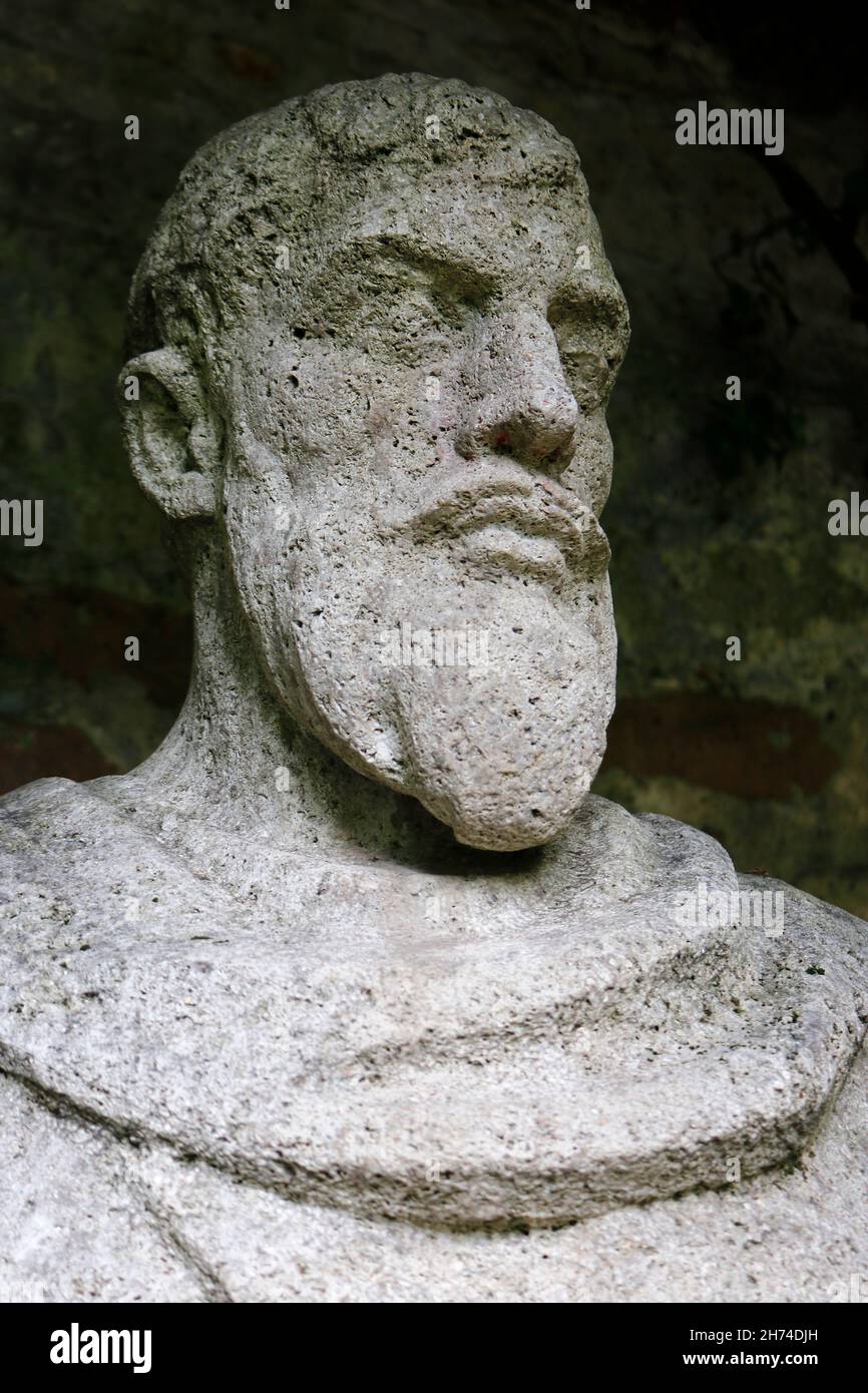 Impressionen: Konrad II, Statuen der fraenkischen Salier Kaiser, Speyer (nur fuer redaktionelle Verwendung. Keine Werbung. Referenzdatenbank: http:// Foto Stock