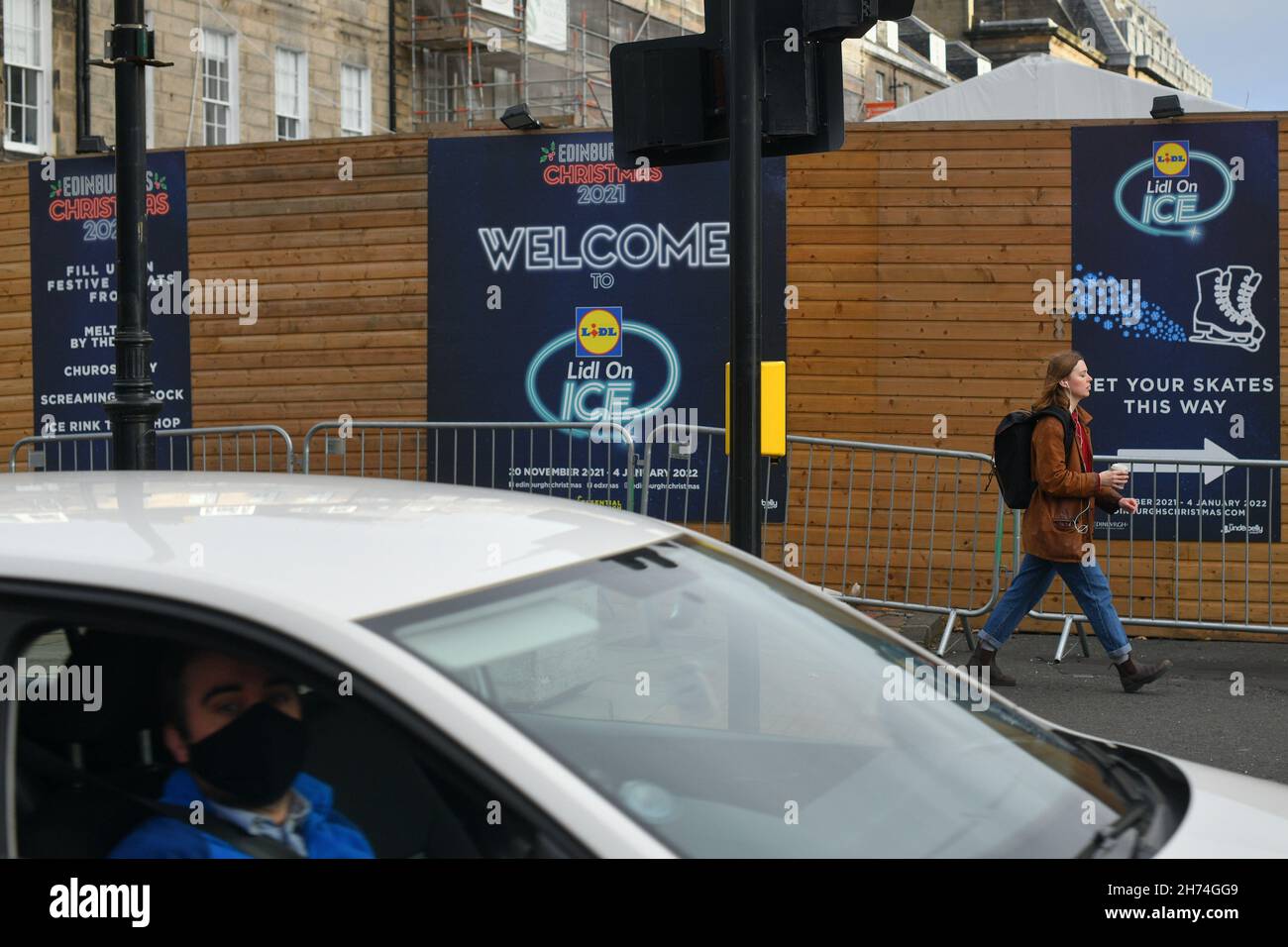 Edimburgo, Regno Unito. Novembre 20 2021. George Street, una delle strade più belle di Edimburgo, mentre la stagione festiva inizia. Credit sst/alamy live news Foto Stock