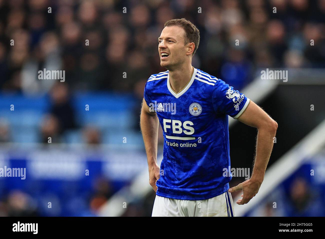 Jonny Evans n.6 di Leicester City durante il gioco Foto Stock