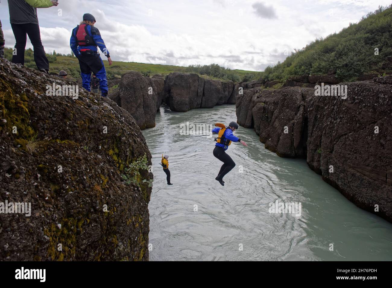 Bruarhlod canyon del fiume Hvita in Islanda.Cascate Gullfoss, Golden Falls, scende a 32 metri, 105 ft in un canyon, Islanda, nel sud-ovest dell'Islanda, Golde Foto Stock