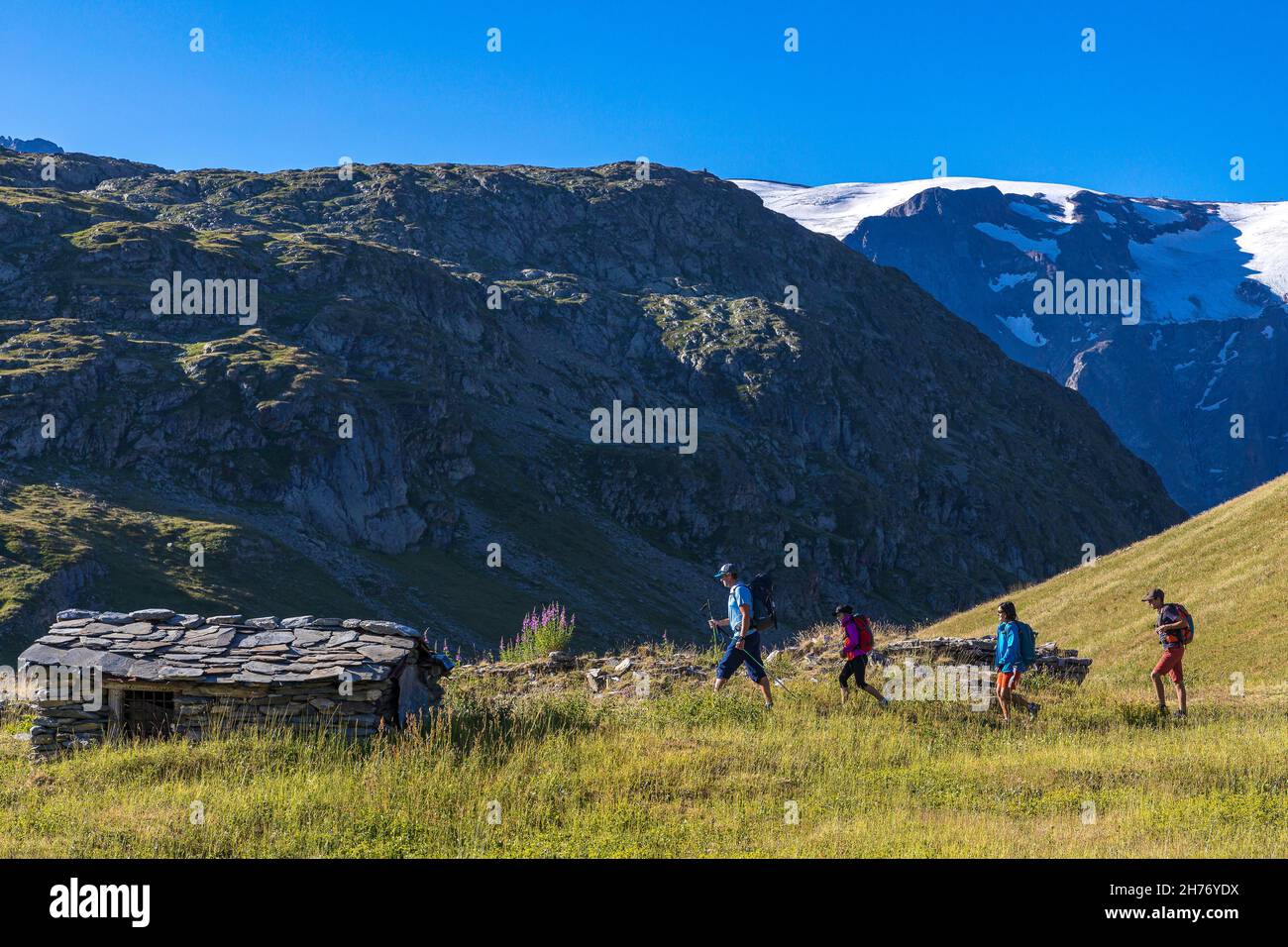 HAUTES-ALPES (05), LA GRAVE, SERRE CHEVALIER, PARCO NAZIONALE DEGLI ECRINS, ALTOPIANO EMPARIS, ESCURSIONI CON ALEXANDRE PUECH, GUIDA DI MONTAGNA CON ORIZZONTI MOUNTAI Foto Stock