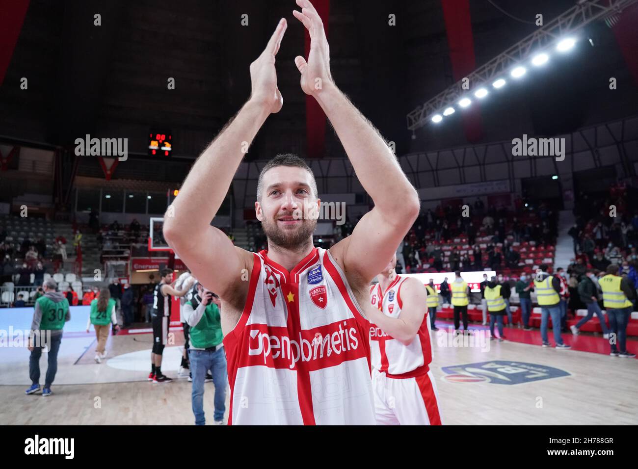 21 Giancarlo Ferrero OpenJobMetis Varese in occasione della gara LBA Italy Championship tra Openjobmetis Varese e Bertram Dutthona Tortona, a Varese, il 20 novembre 2021. Credit: Fabio Averna/Alamy Live News Foto Stock