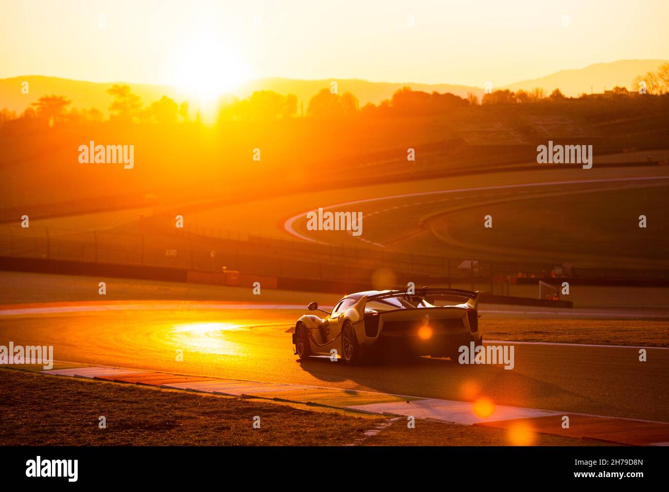 Ferrari FXXk durante la Ferrari finale Mondiali al Mugello dal 16 al 21 novembre 2021 sul circuito del Mugello, in Mugello, Italia - Foto Antonin Vincent / DPPI Foto Stock