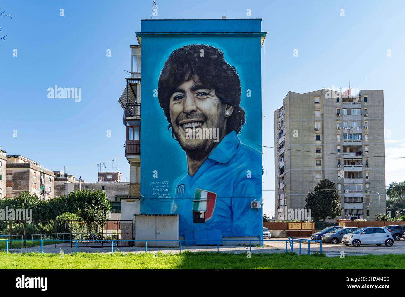 Maradona murale napoli immagini e fotografie stock ad alta risoluzione -  Alamy