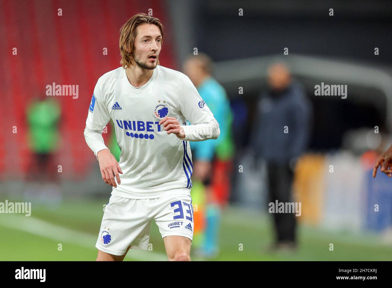 Copenaghen, Danimarca. 21 Nov 2021. Rasmus Falk (33) del FC Copenhagen visto durante la 3F Superliga match tra il FC Copenhagen e Aarhus GF al Parken di Copenhagen. (Photo Credit: Gonzales Photo/Alamy Live News Foto Stock