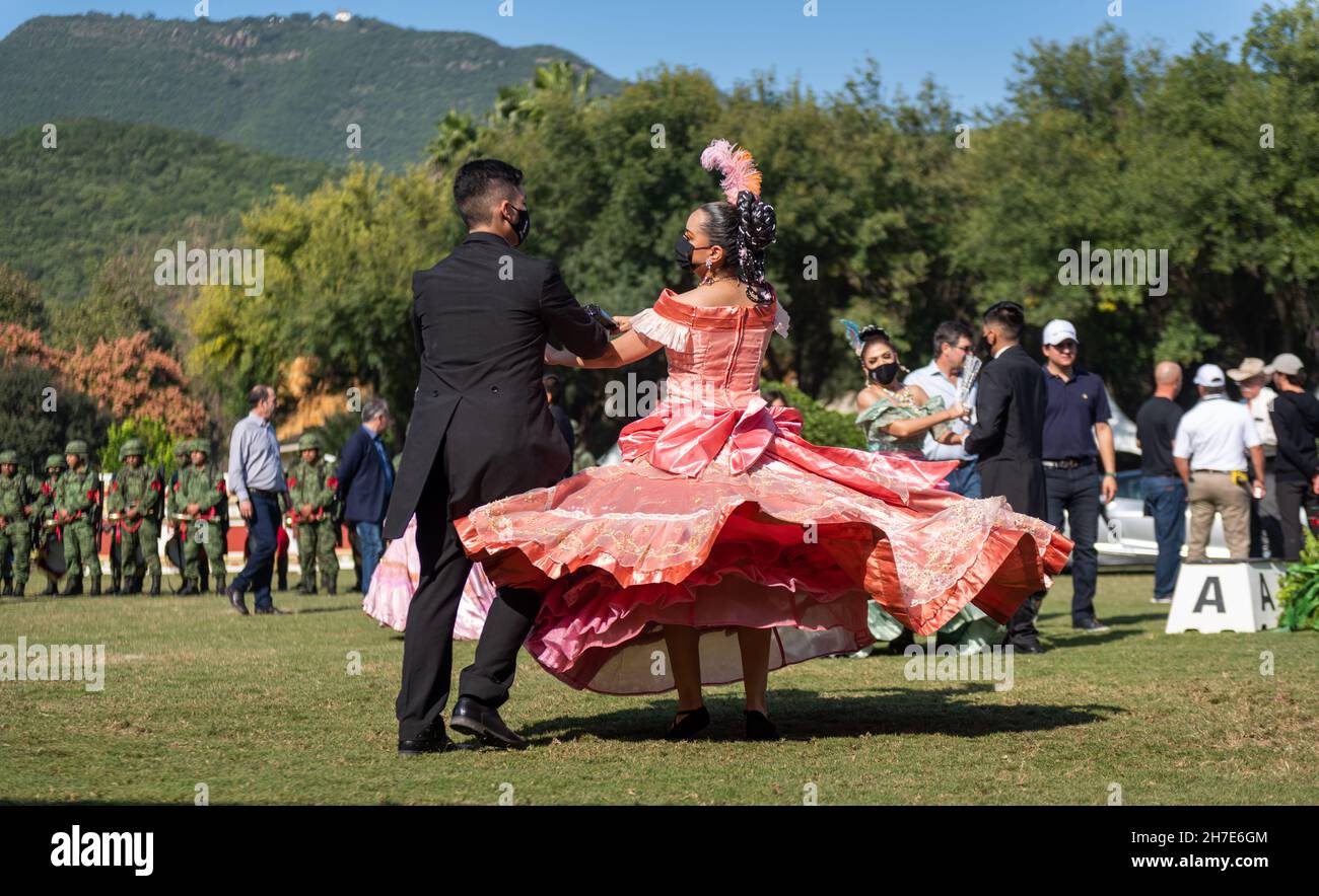 Monterrey Mexico Equestrian Venue for the Major League Show Jumping Event People dancing Jarabe Tapatio Foto Stock