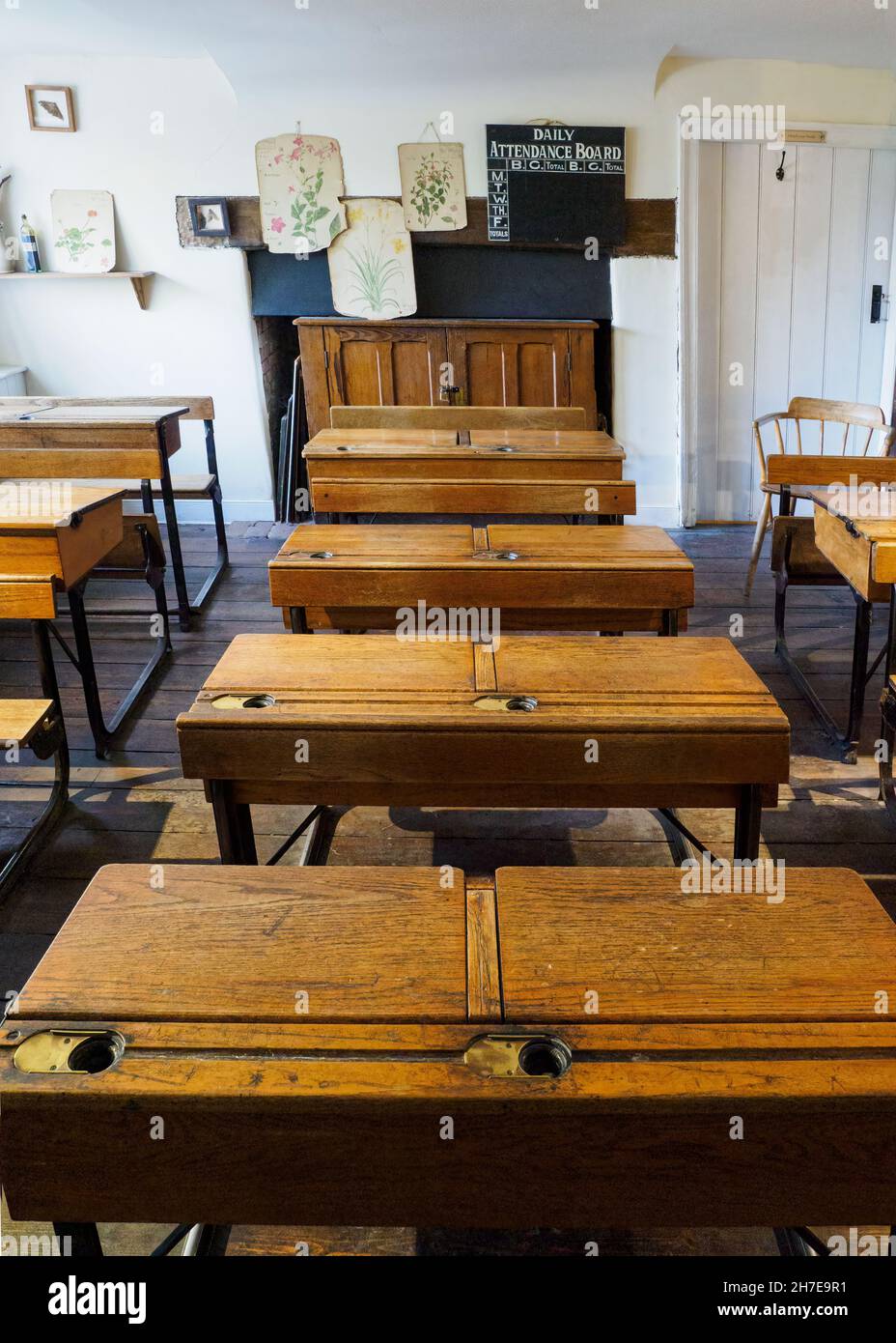 Victorian Classroom, Manor Farm and Country Park, Southampton, Hampshire, Regno Unito Foto Stock