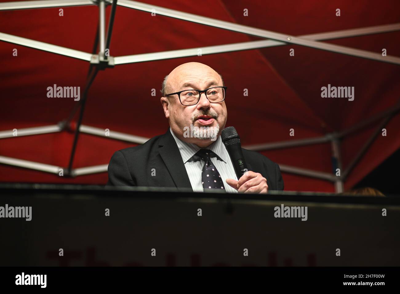 Londra, Regno Unito. 22 novembre 2021. Unite Union tiene un raduno su Richmond Terrace, Westminster, per chiedere che i membri del parlamento si oppongano alla prossima Health and Care Bill il 22 novembre 2021, a Richmond Terrace, Westminster, Londra, Regno Unito. Credit: Picture Capital/Alamy Live News Foto Stock