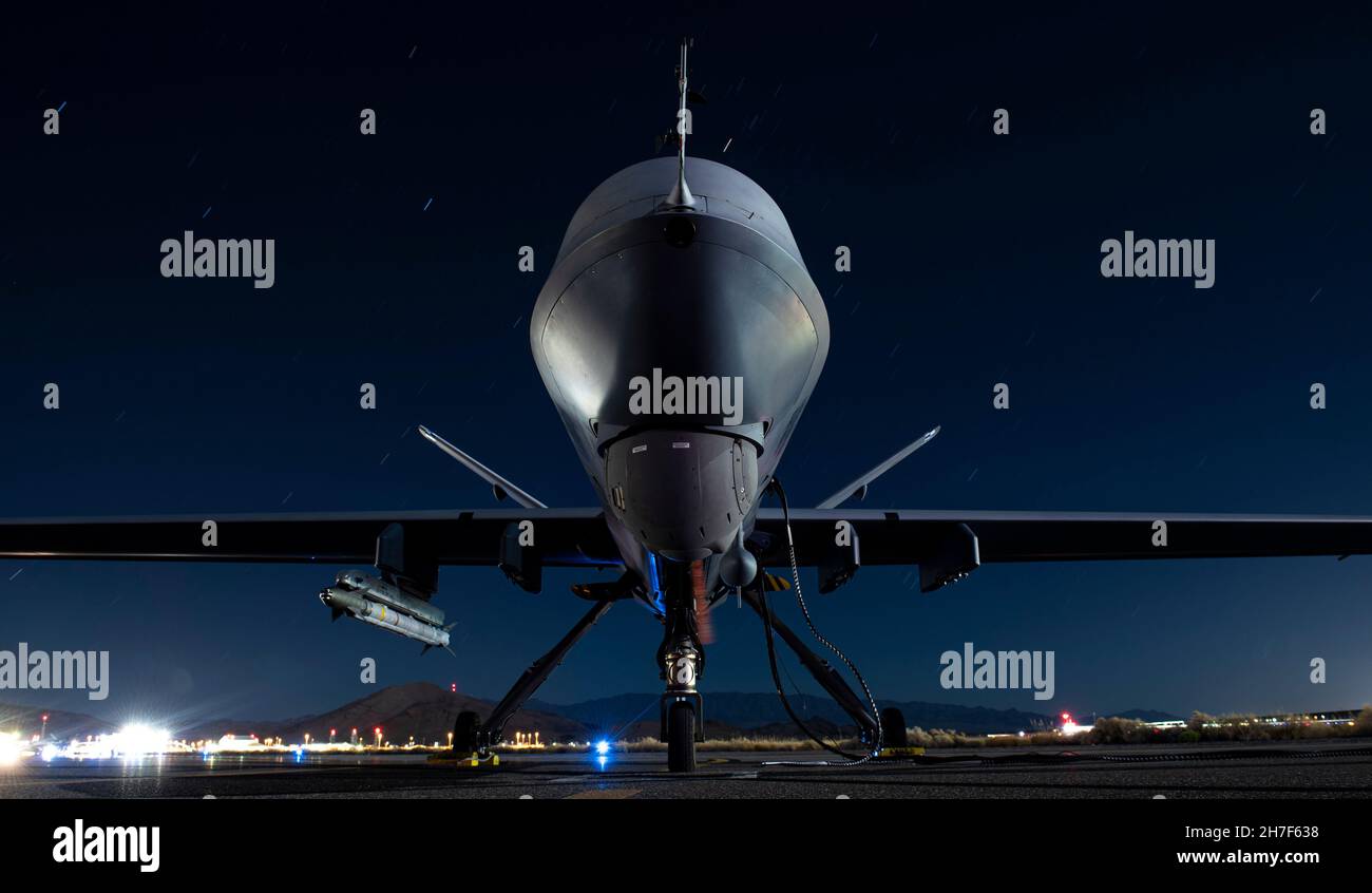 Indian Springs, Stati Uniti d'America. 03 Settembre 2020. Un veicolo aereo senza equipaggio MQ-9 Reaper dell'Aeronautica militare statunitense, assegnato allo Squadrone di prova e valutazione 556 armato di missile AIM-9X, siede sul montone della Creech Air Force base, 3 settembre 2020 vicino a Las Vegas, Nevada. Credit: SRA Haley Stevens/US Air Force Photo/Alamy Live News Foto Stock