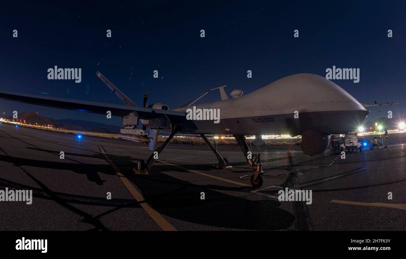 Indian Springs, Stati Uniti d'America. 03 Settembre 2020. Un veicolo aereo senza equipaggio MQ-9 Reaper dell'Aeronautica militare statunitense, assegnato allo Squadrone di prova e valutazione 556 armato di missile AIM-9X, siede sul montone della Creech Air Force base, 3 settembre 2020 vicino a Las Vegas, Nevada. Credit: SRA Haley Stevens/US Air Force Photo/Alamy Live News Foto Stock
