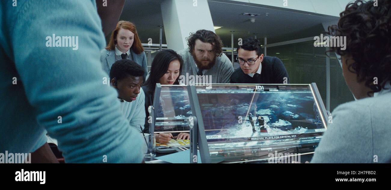 DATA DI USCITA: 29 marzo 2018 TITOLO: Ready Player One CASA DI PRODUZIONE: Amblin Entertainment DIRECTOR: Steven Spielberg PLOT: Quando muore il creatore di una realtà virtuale chiamata OASIS, fa una sfida postuma a tutti gli utenti OASIS per trovare il suo uovo di Pasqua, che darà al Finder la sua fortuna e il controllo del suo mondo. PROTAGONISTI: Tye Sheridan, Olivia Cooke, ben Mendelsohn. (Credit Image: © Amblin Entertainment/Entertainment Pictures) Foto Stock