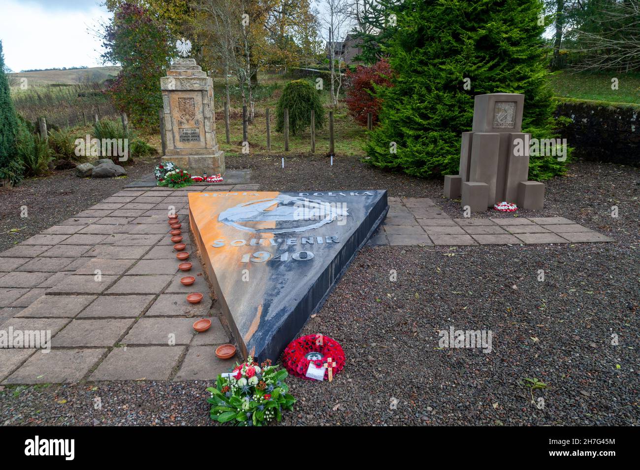 Monumento ai caduti polacchi nel villaggio di Douglas, nel sud del Lanarkshire, in Scozia Foto Stock
