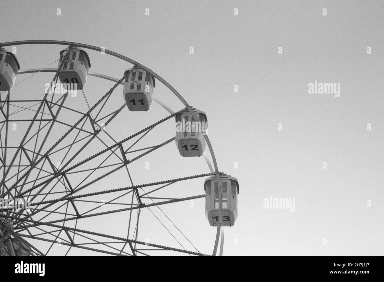 Ruota panoramica nel parco dei divertimenti Foto Stock