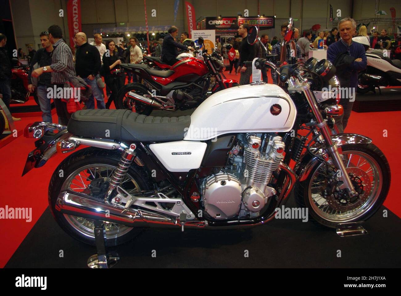 Nuova moto classica giapponese: Honda CB 1100 Foto Stock