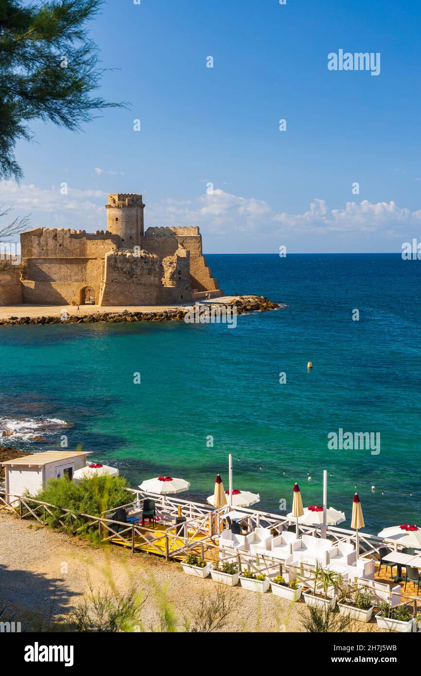 Castello di Isola di Capo Rizzuto, provincia di Crotone, Calabria, Italia Foto Stock