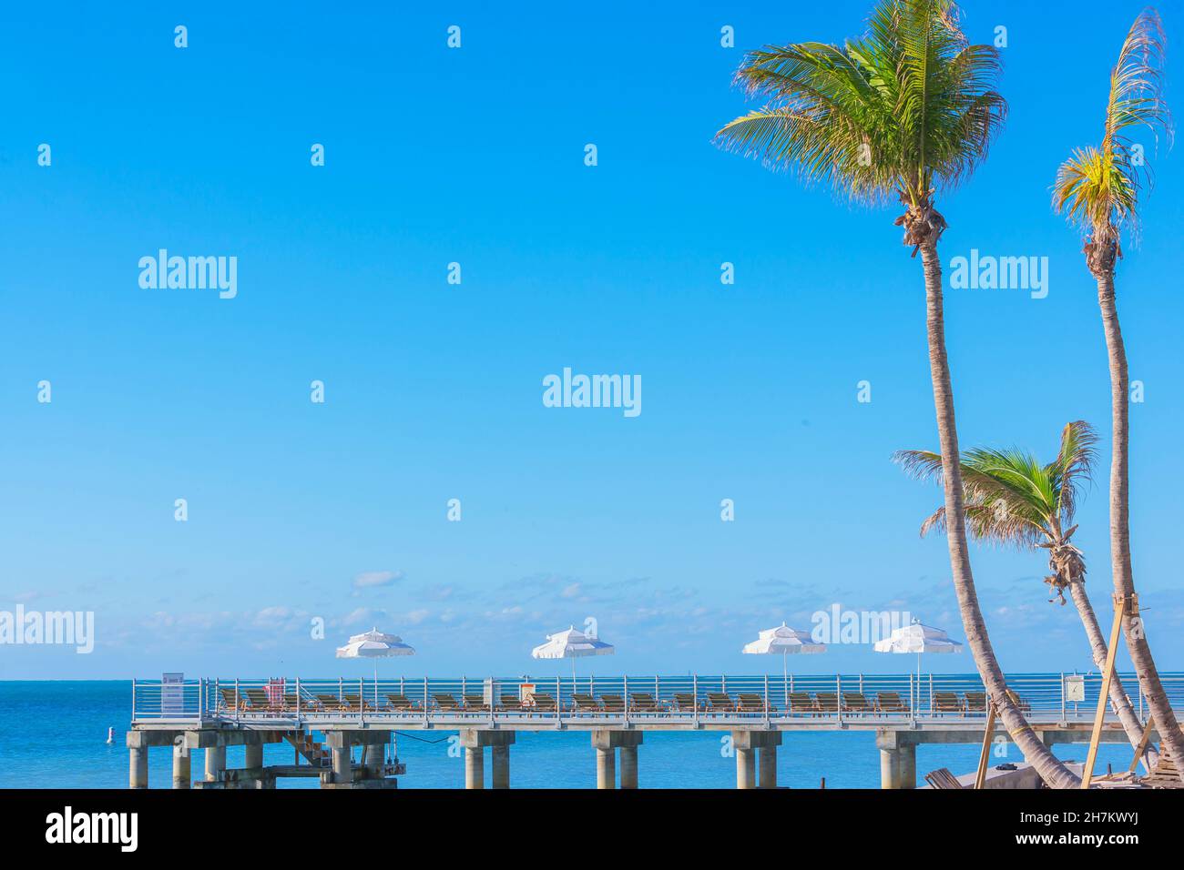 Molo sulla spiaggia di Smathers, Key West, Florida, Stati Uniti Foto Stock