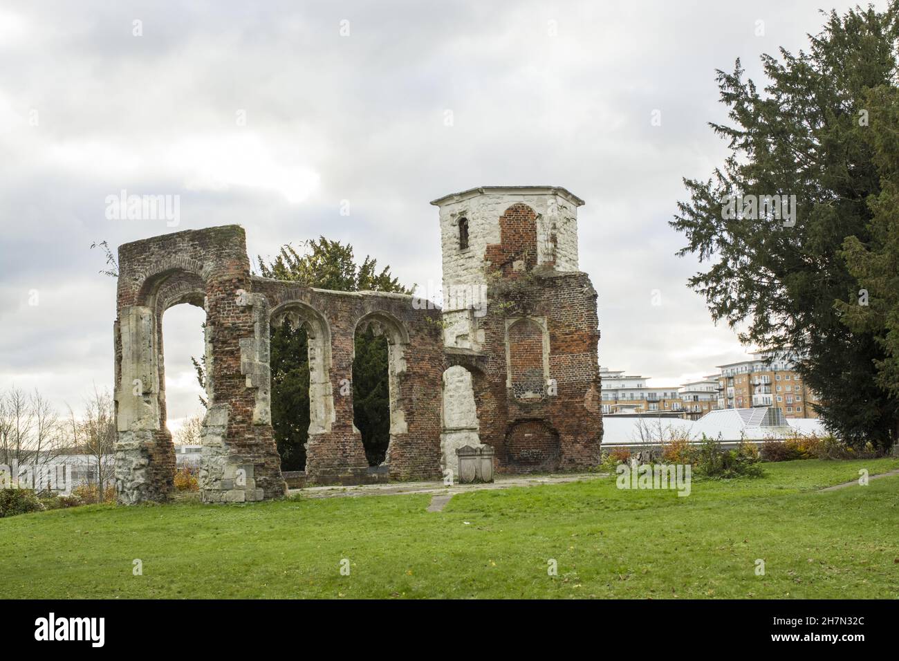 cappella rovine dello Spirito Santo a Basingstoke Foto Stock