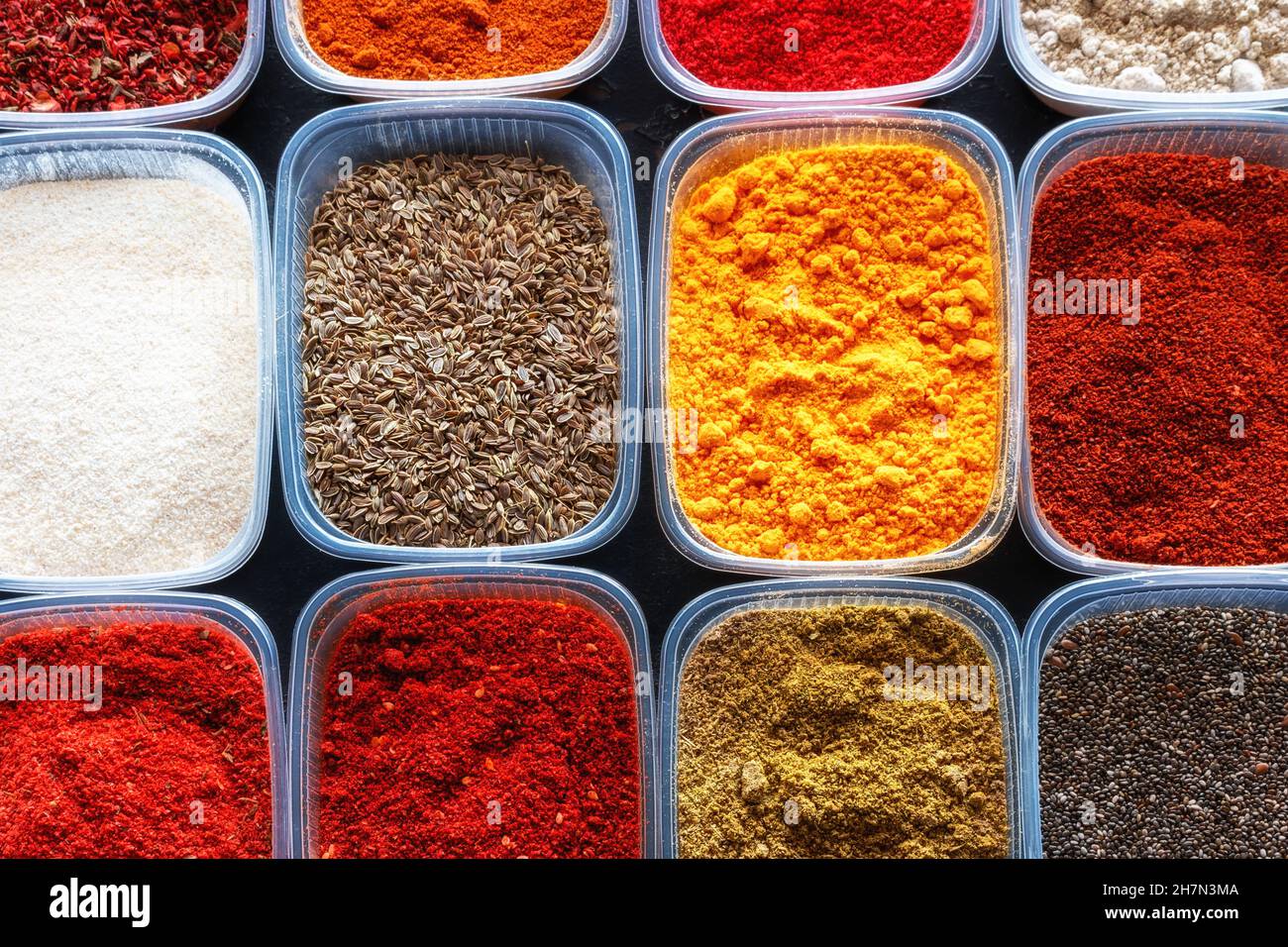 diverse spezie multicolore per il primo piano del cibo Foto Stock