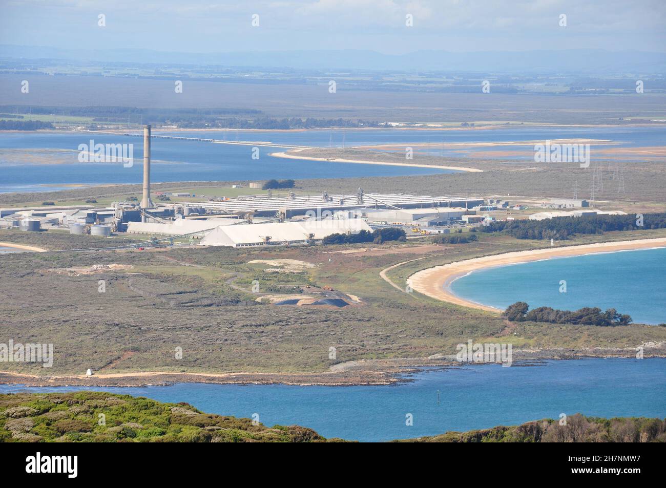 Vista presa da Bluff Hill Lookout Point, che è usato per essere il sito di una batteria di artiglieria a Napier, Nuova Zelanda Foto Stock