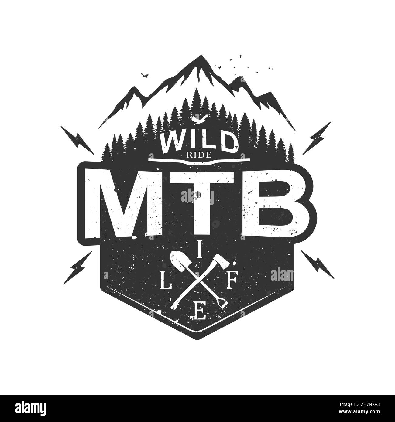 MTB mountain bike retrò emblema decorativo. Badge modificabile con montagna e foresta. Etichette dal design retrò vintage Illustrazione Vettoriale