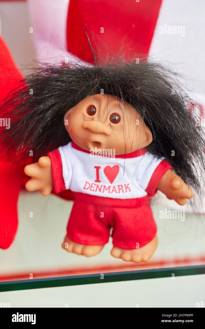 Bambola Troll (Gjøltrold) con T-shirt "i Love Denmark" Foto Stock