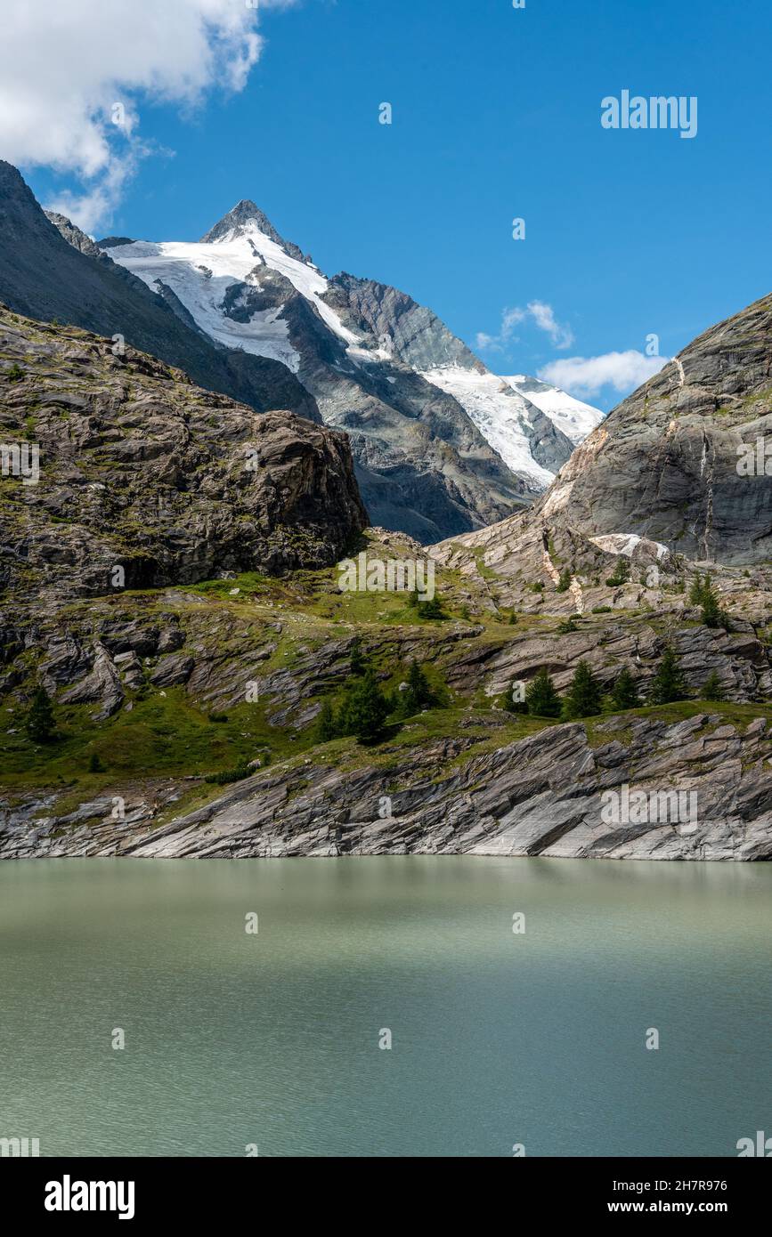 Serbatoio del Monte Grossglockner acqua glaciale nel Parco Nazionale degli alti Tauri, Austria Foto Stock
