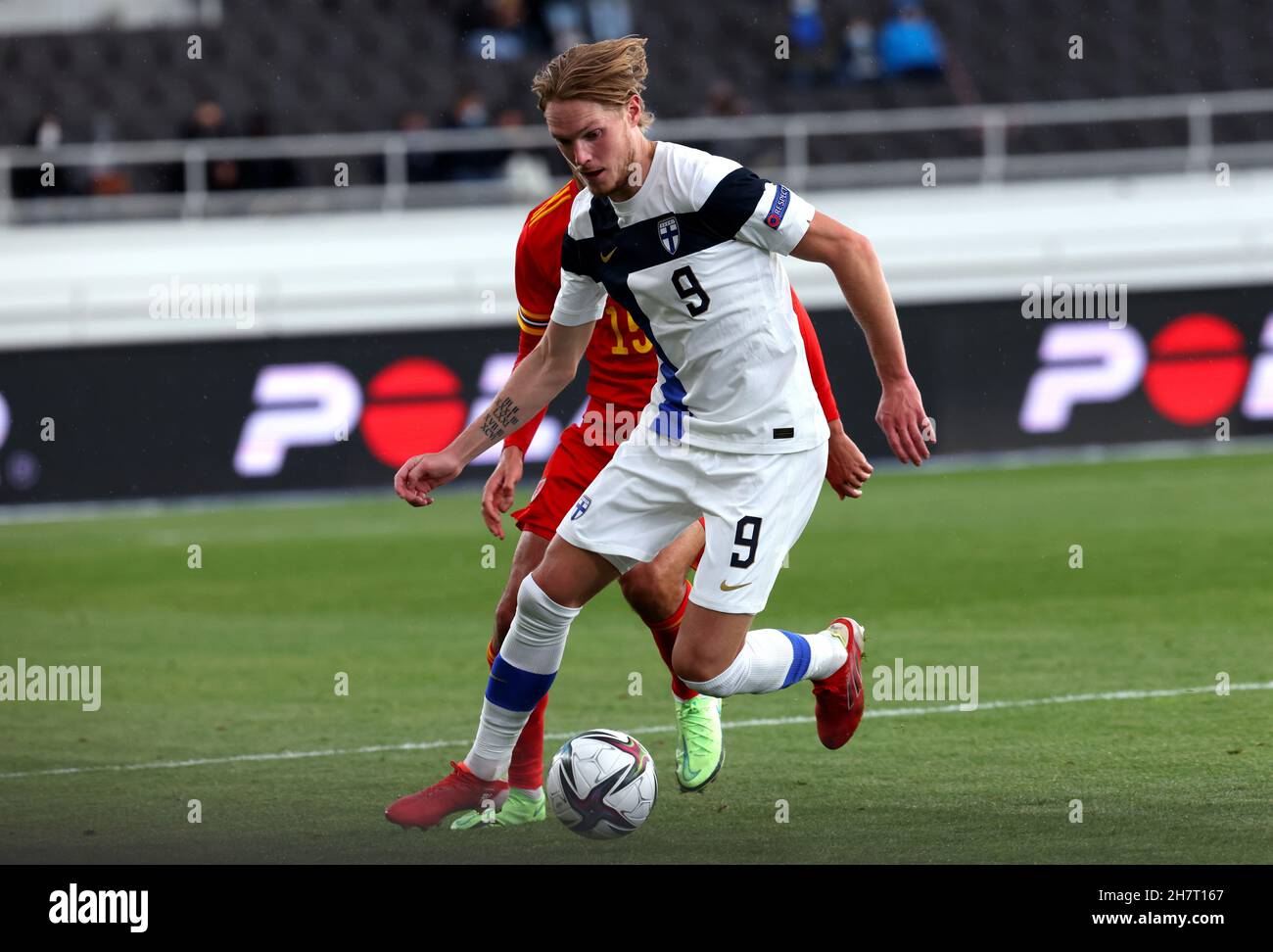 1.9.2021, Stadio Olimpico, Helsinki. Amichevole Internazionale partita Finlandia / Galles Fredrik Jensen - Finlandia Foto Stock