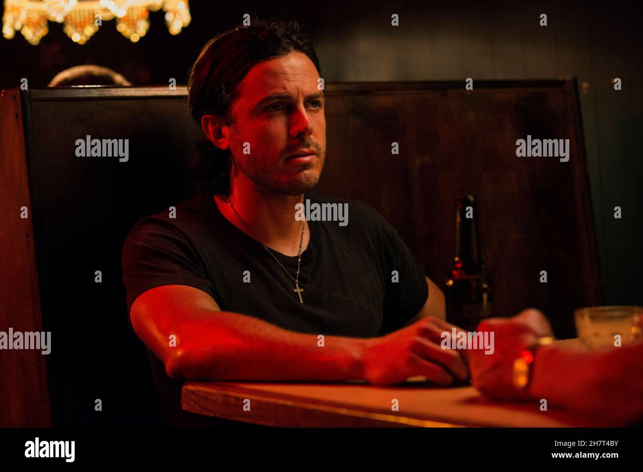 DATA DI RILASCIO: Febbraio 26, 2016 TITOLO: Triple 9 CASA DI PRODUZIONE: Open Road Films REGISTA: John Hillcoat TRAMA: Una banda di criminali e poliziotti corrotti piano l'assassinio di un ufficiale di polizia al fine di tirare fuori il loro più grande heist ancora attraverso la città STARRING: Casey Affleck, Chiwetel Ejiofor, Anthony Mackie. (Credit Image: © Open Road Films/Entertainment Pictures) Foto Stock