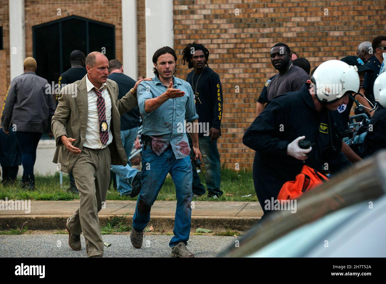 DATA DI RILASCIO: Febbraio 26, 2016 TITOLO: Triple 9 CASA DI PRODUZIONE: Open Road Films REGISTA: John Hillcoat TRAMA: Una banda di criminali e poliziotti corrotti piano l'assassinio di un ufficiale di polizia al fine di tirare fuori il loro più grande heist ancora attraverso la città STARRING: Casey Affleck, Chiwetel Ejiofor, Anthony Mackie. (Credit Image: © Open Road Films/Entertainment Pictures) Foto Stock