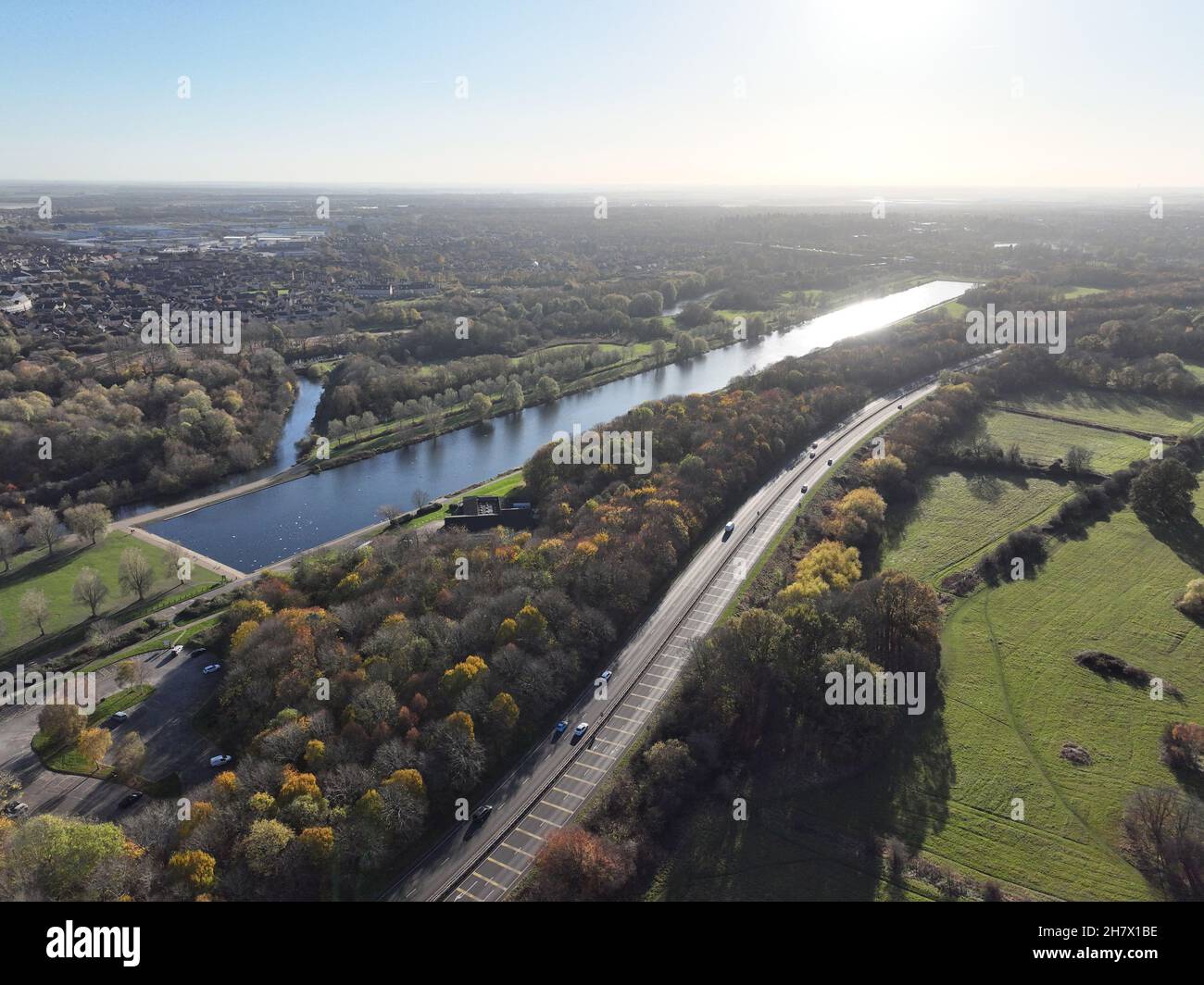 Peterborough, Regno Unito. 22 novembre 2021. Una vista che mostra il corso di canottaggio accanto al fiume Nene, a Peterborough, Cambridgeshire, Regno Unito, il 22 novembre, Credito 2021: Paul Marriott/Alamy Live News Foto Stock