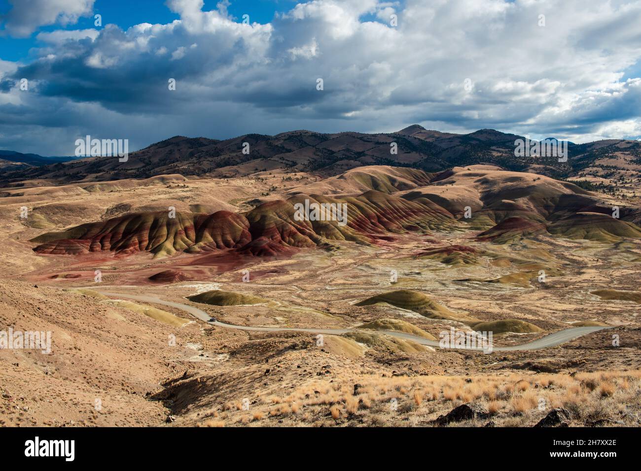 Sopra lo sguardo della sezione dipinta della collina dal sentiero del bordo del Caroll Foto Stock