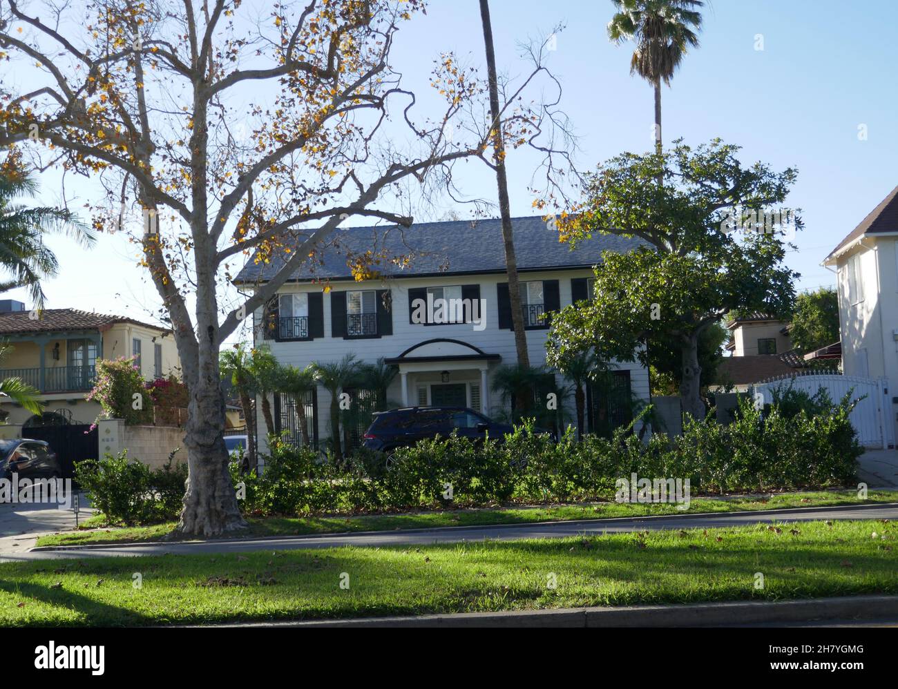 Los Angeles, California, USA 25 novembre 2021 una visione generale dell'atmosfera di Meghan Markle, Meghan Duchessa del Sussex ex casa/casa a 447 S. Highland Avenue il 25 novembre 2021 a Los Angeles, California, USA. Foto di Barry King/Alamy Stock Foto Foto Stock