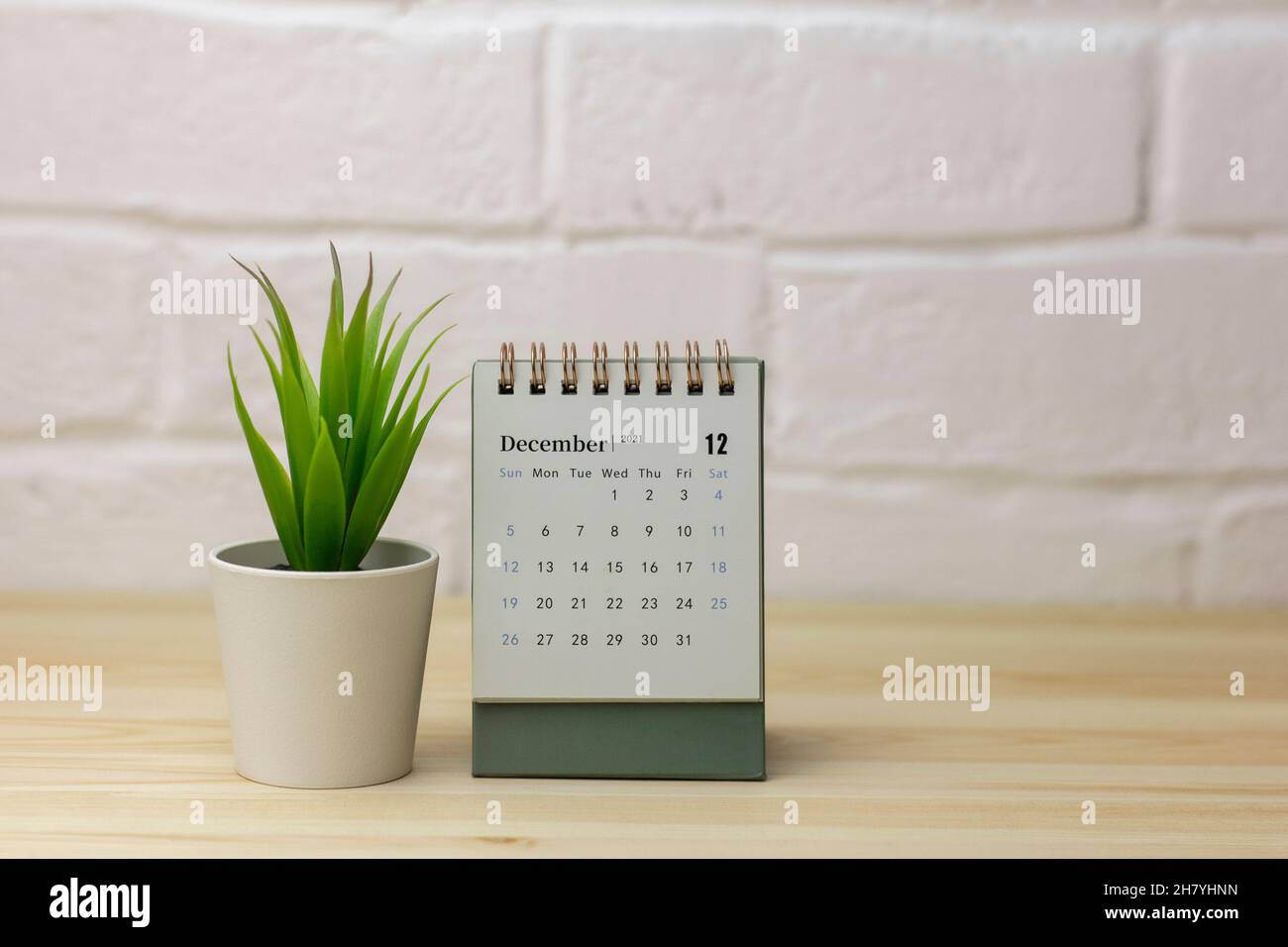 Calendario desktop per dicembre 2021.Calendario per la pianificazione del mese Foto Stock