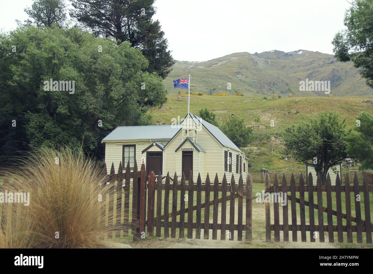 Vintage Cardrona hall and Church , Central Otago, South Island, Nuova Zelanda Foto Stock