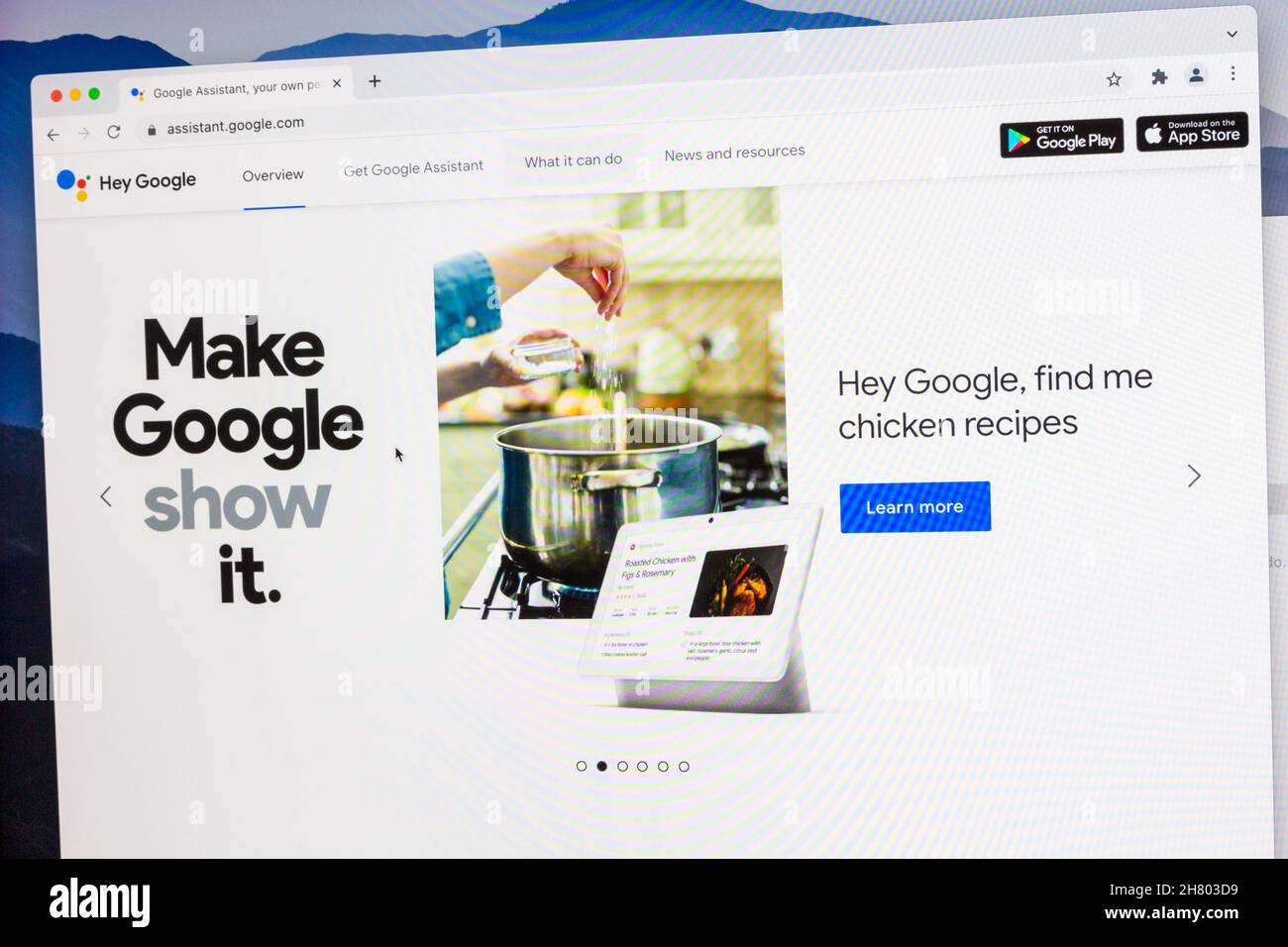 Pagina iniziale di Google Assistant visualizzata sullo schermo del computer nel browser Foto Stock