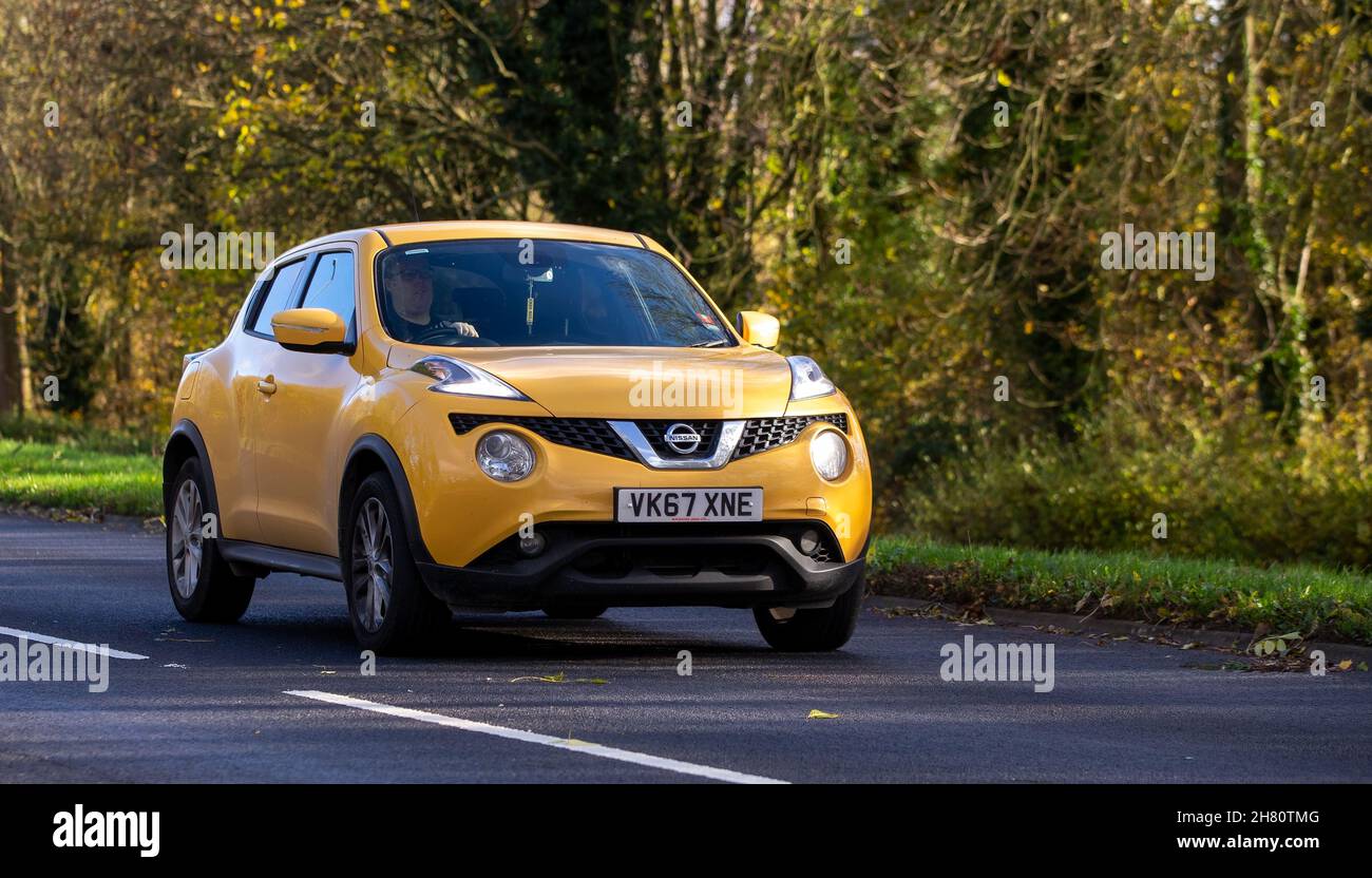 2017 giallo Nissan Juke Foto Stock
