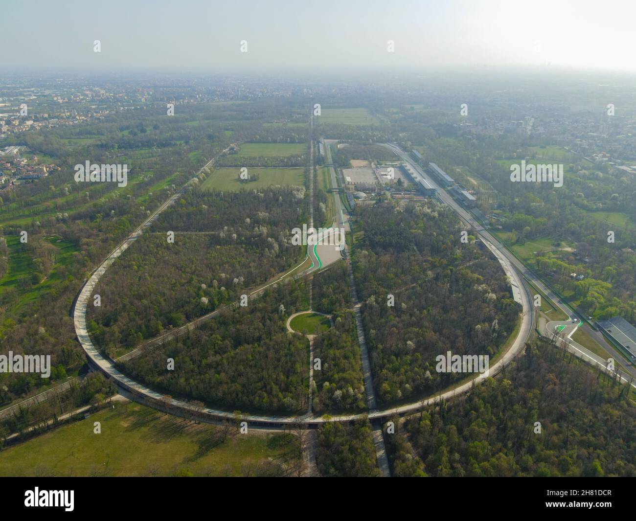 Veduta aerea dell'Autodromo Nazionale di Monza, cioè una pista situata vicino alla città di Monza, a nord di Milano, in Italia. Fuco di Monza. Foto Stock