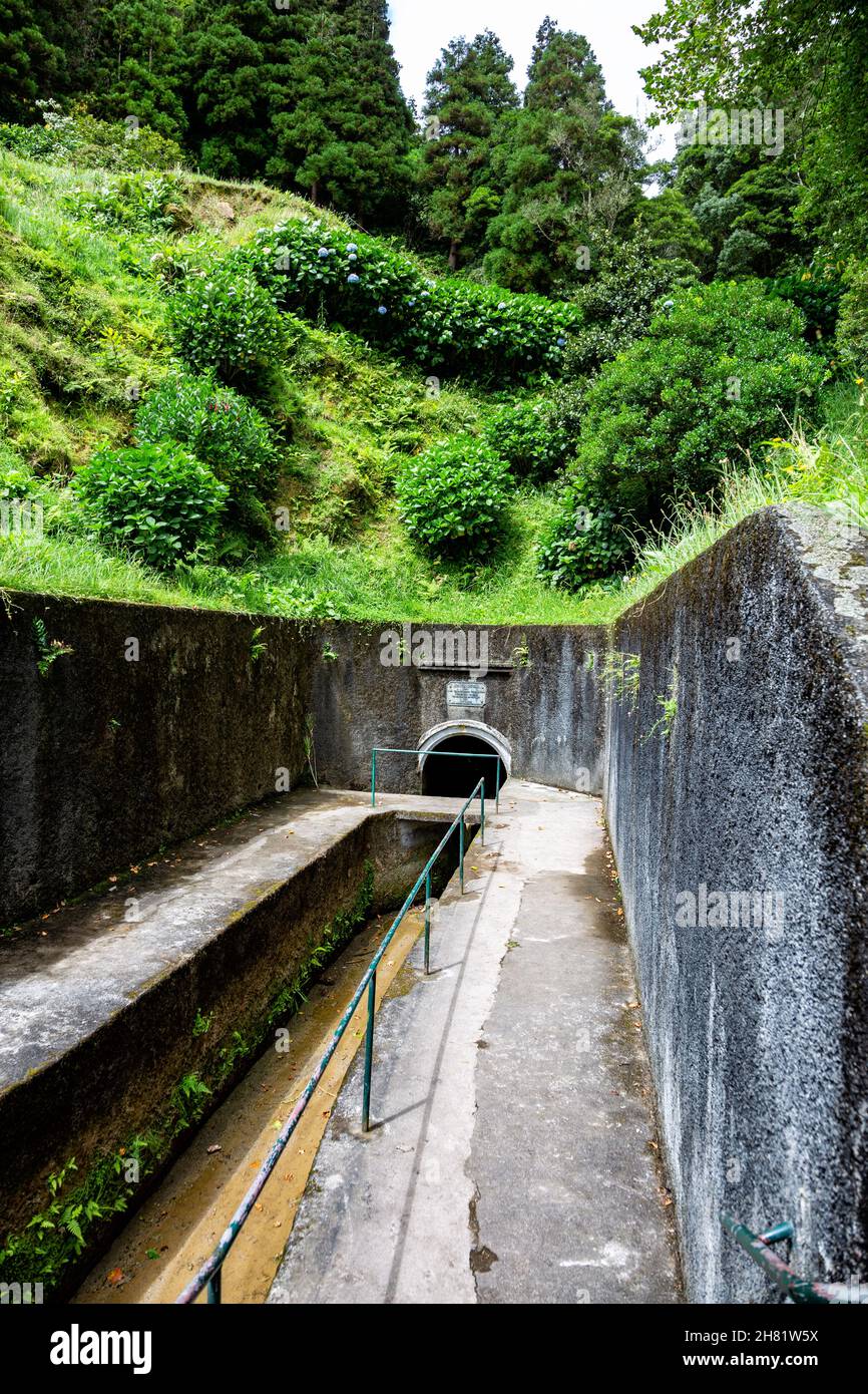 Túnel das Sete Cidades, Caldeira das Sete Cidades, Isola di São Miguel, Azzorre, Astore, Portogallo, Europa. Foto Stock