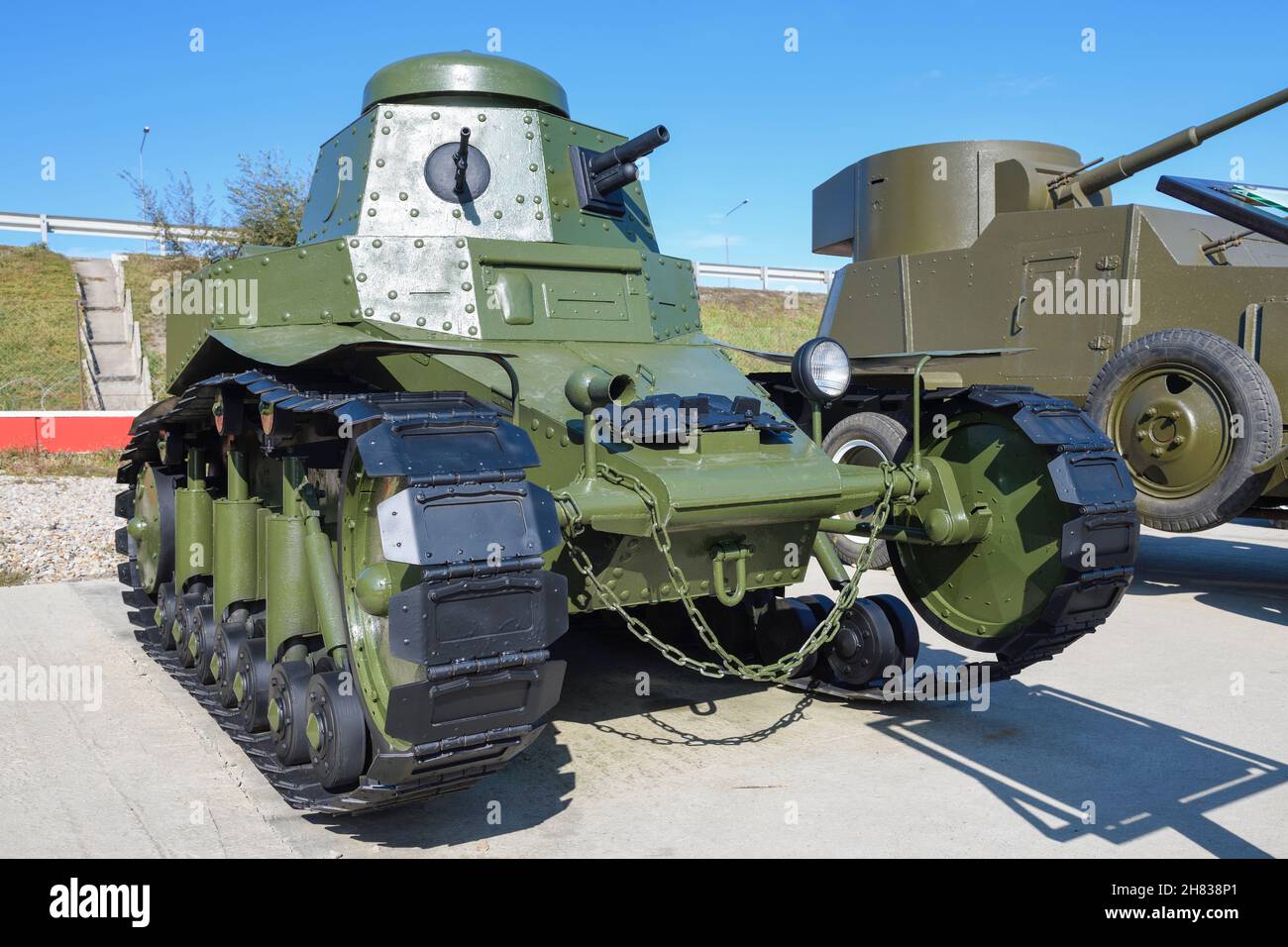 Modellino Carro Armato KV-85 1:43 &ndash; Modimio &ndash; Seconda Guerra Mondiale &ndash; Edizione DDR &ndash; Nuovo In Scatola