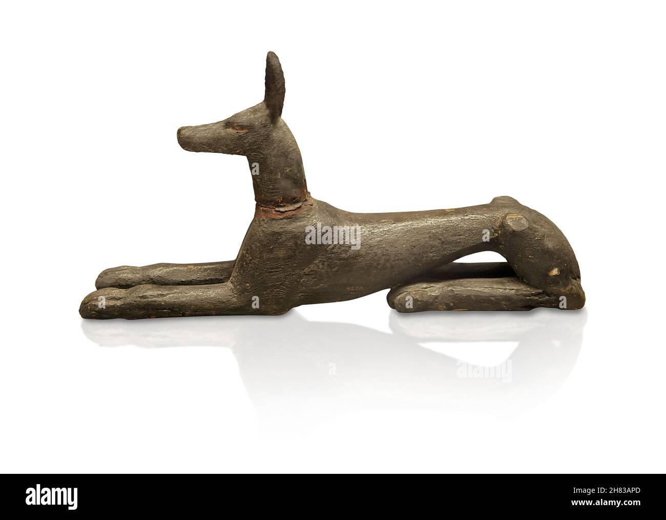 Antica statuetta egiziana di dio Anubis come sciacallo, 1315-1081 a.C., 19-20° dinastia, Kunsthistorisches Muesum Vienna inv AS 4220. Legno, H 23,8 cm, Foto Stock