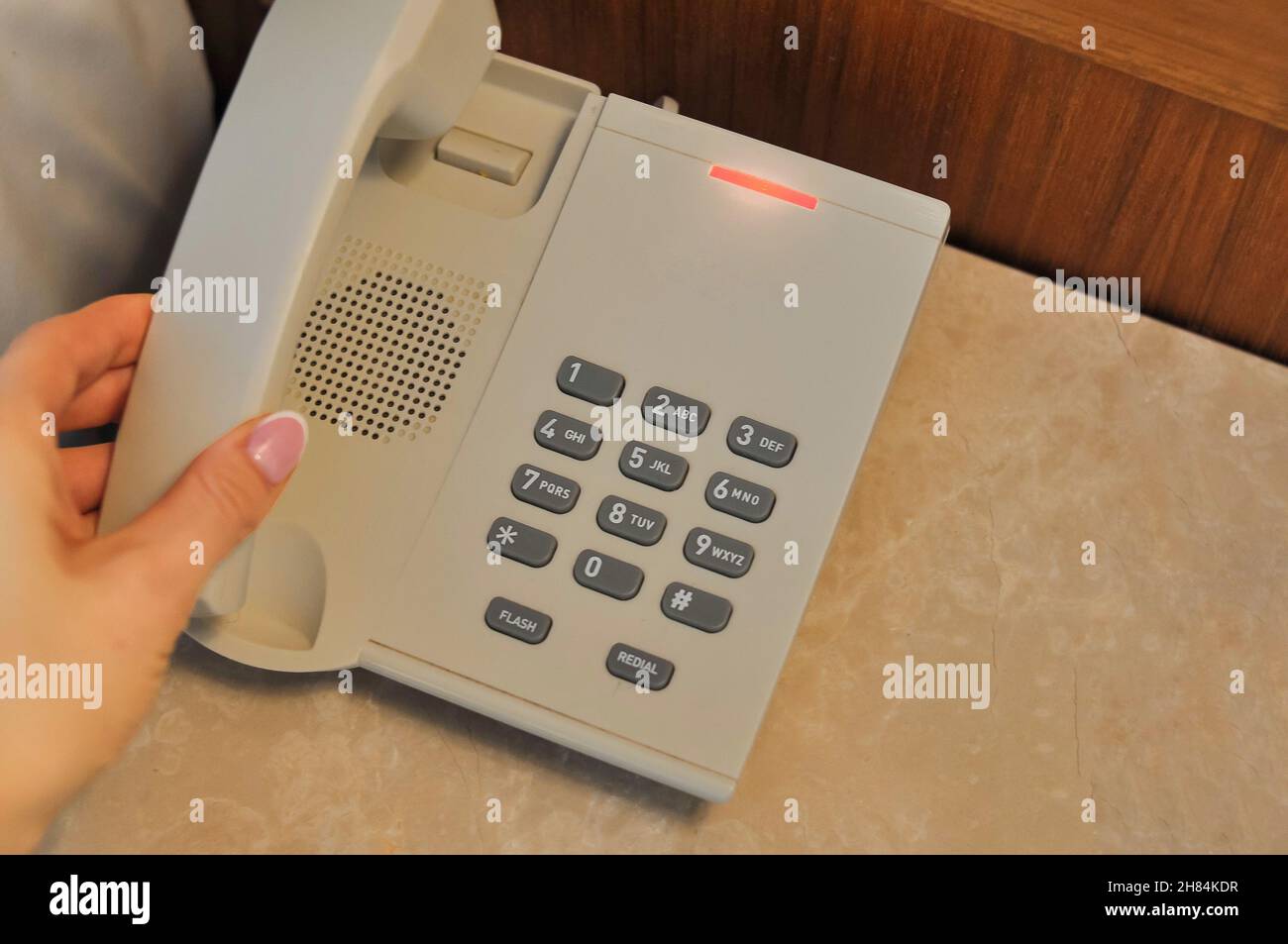 Ricevitore del telefono in hotel deluxe numero . Foto di alta qualità Foto Stock