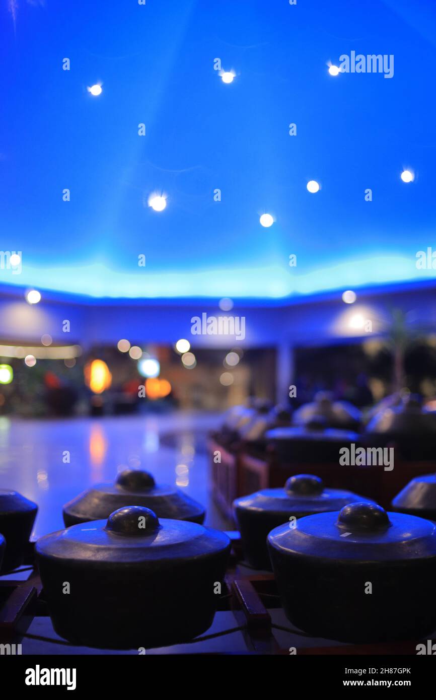Il gamelan e' un tradizionale ensemble di musica Giavanese, Sundanese e Balinese in Indonesia che ha una scala pentatonica nel syst di scala slendro e pelog Foto Stock
