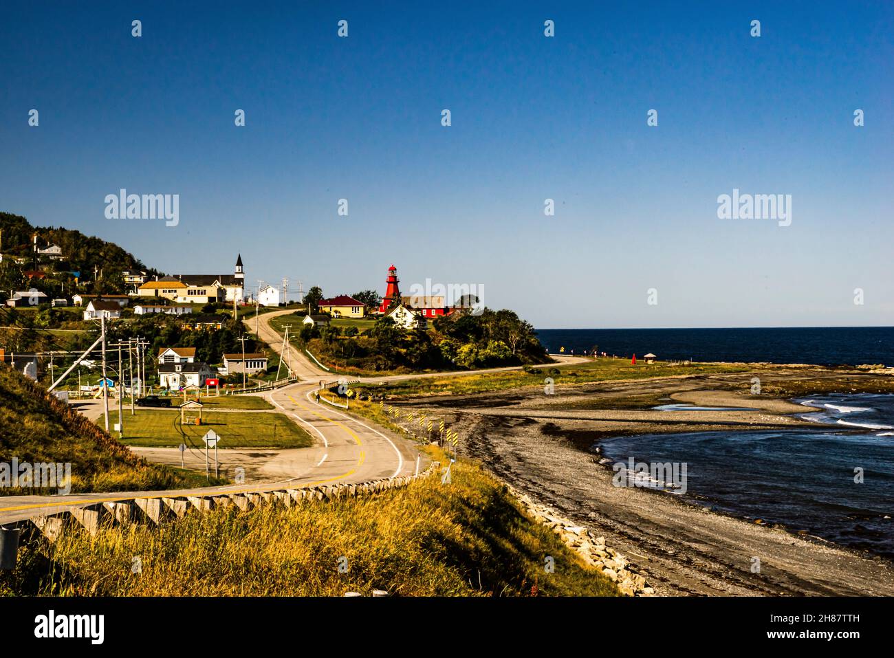 Si affacciano sul litorale di La Martre & Lighthouse   La Martre, Quebec, CA Foto Stock