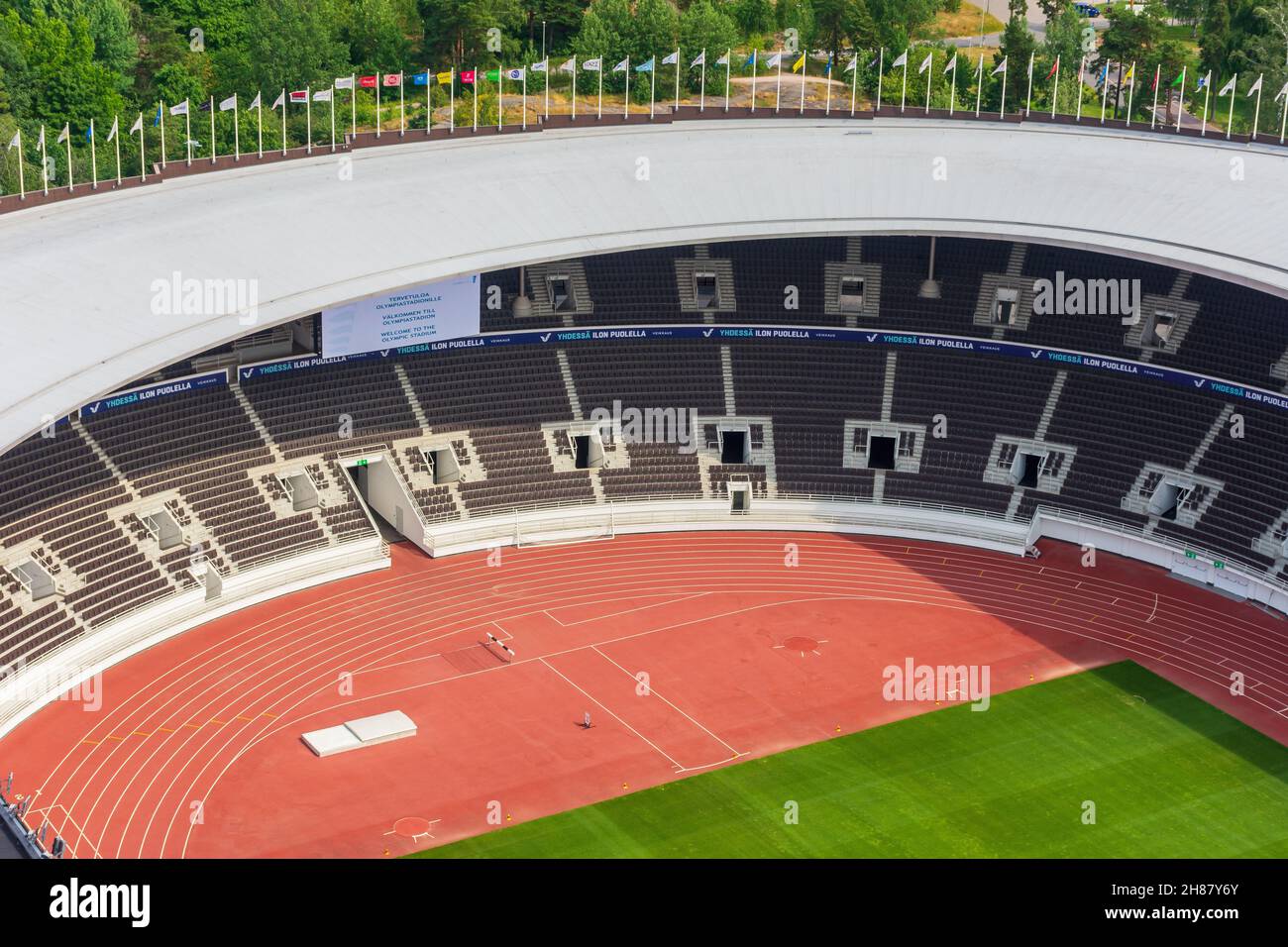 Stadio olimpico campo sportivo visto dall'alto da una torre a Helsinki Finlandia Foto Stock