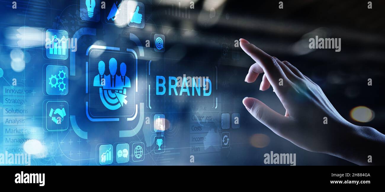 Fumetto con le parole del marchio sullo schermo virtuale. Branding, marketing e pubblicità. Foto Stock