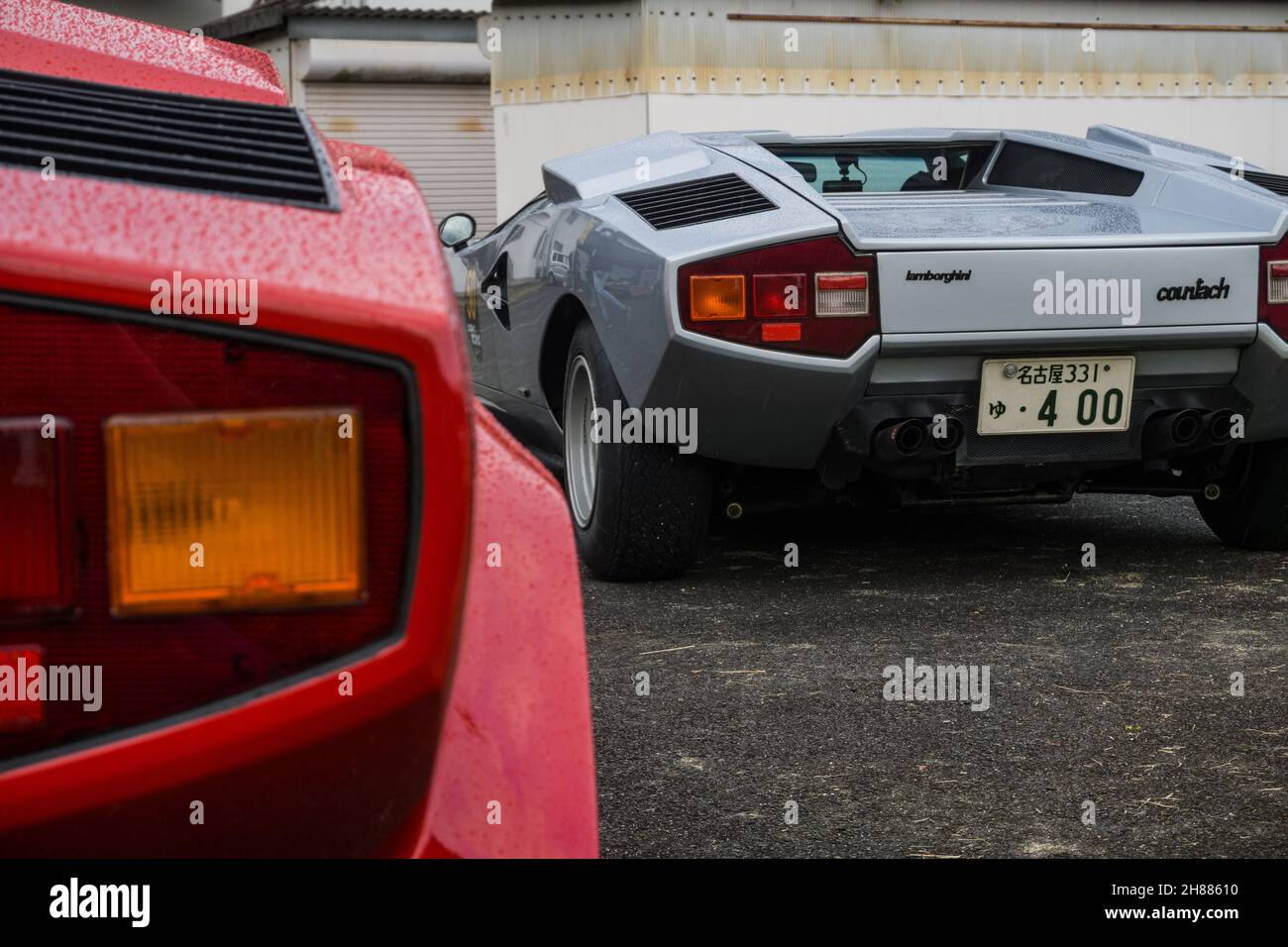 Primo piano del gruppo luci posteriori su una Lamborghini Countach LP400S classica vettura sportiva italiana. Foto Stock