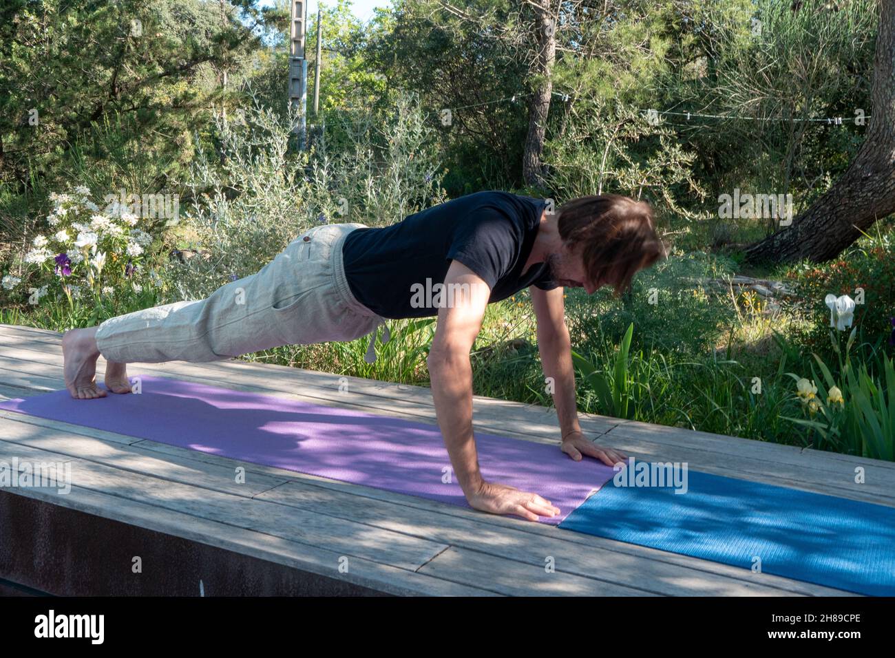 Sessione di Yoga Foto Stock