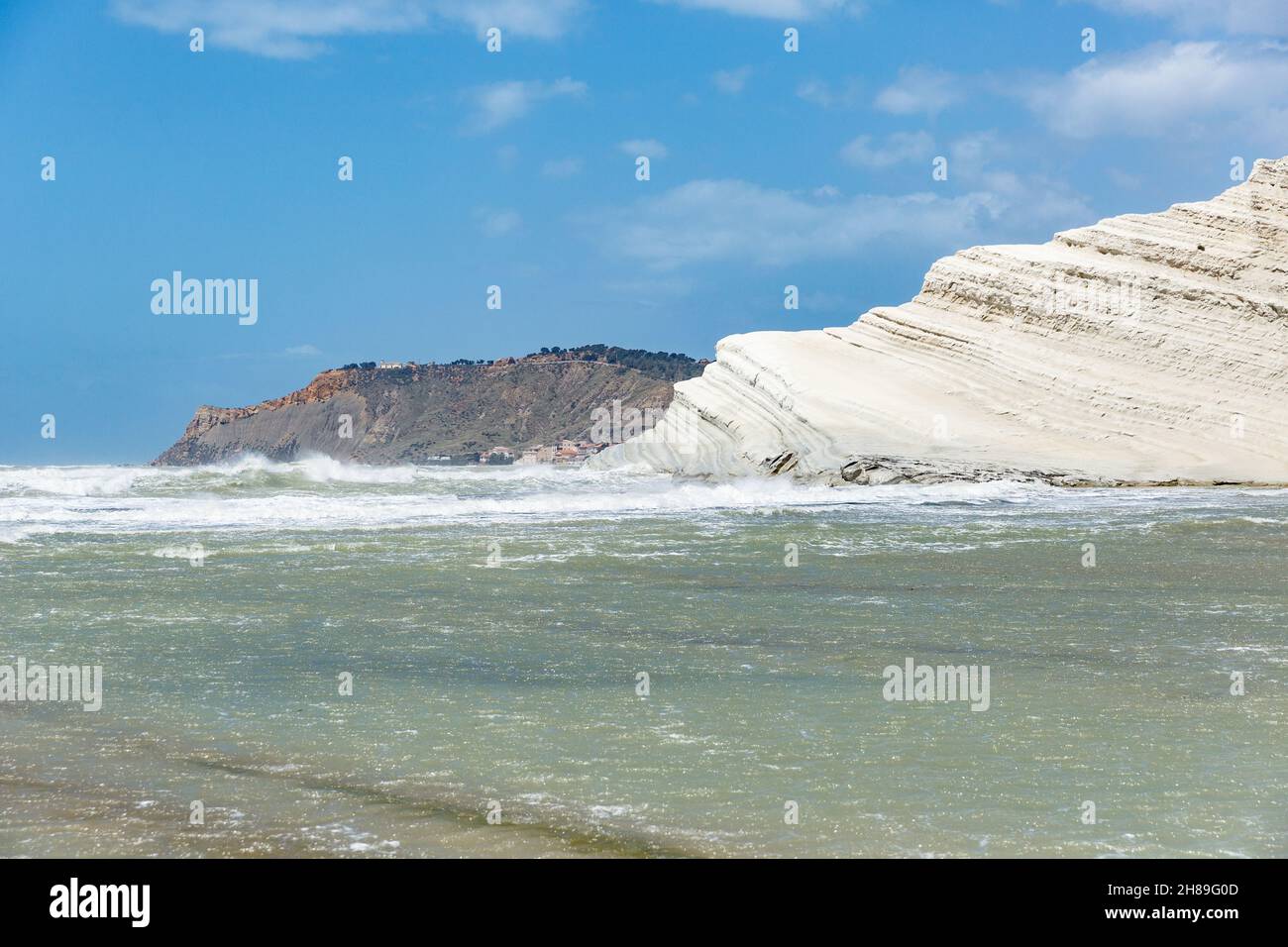 La naturale unico e pittoresco marlstone rock Scala dei Turchi o la Scala dei Turchi è un roccioso bianca scogliera sulla costa meridionale della Sicilia vicino Realm Foto Stock
